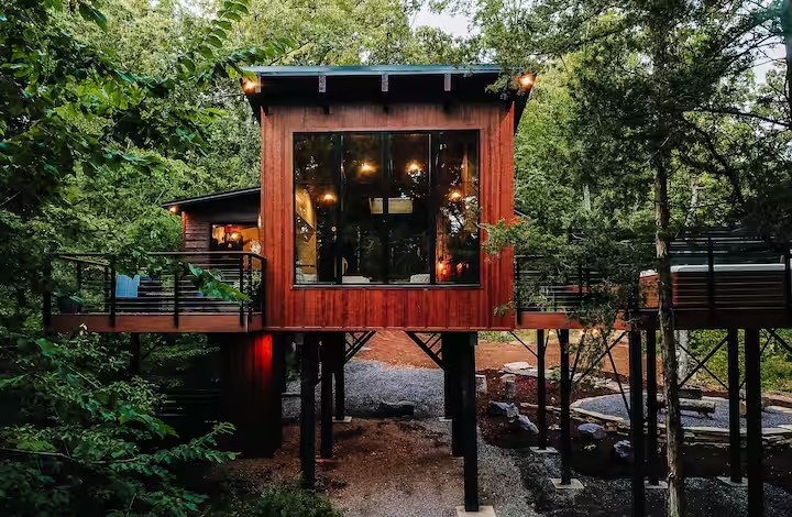 Treehouse glamping home